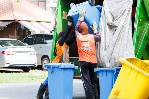 Safe placement of skip hire in Turnham Green area